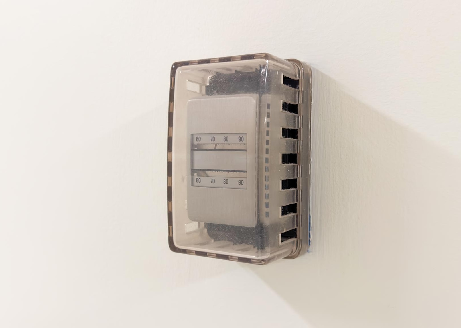 AC circuit breaker